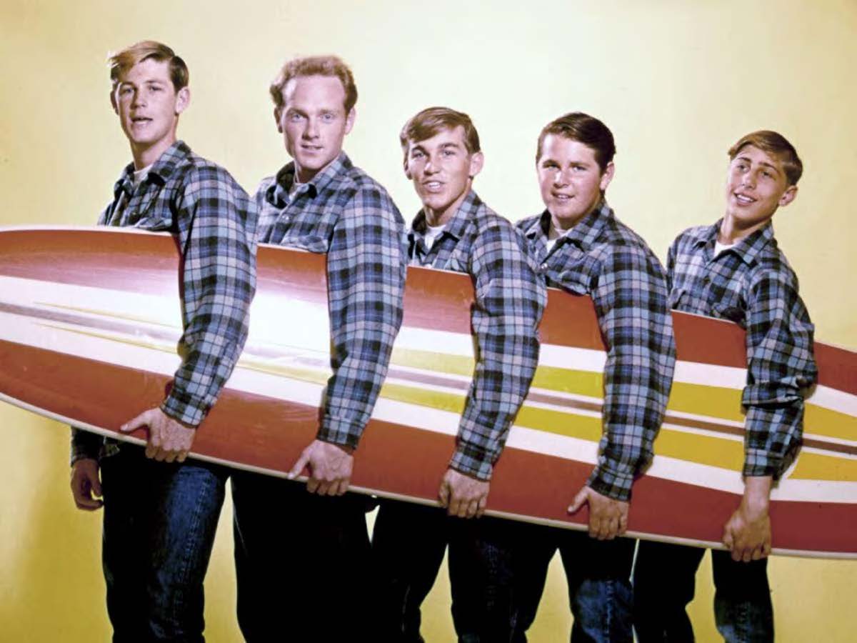Beach Boys "Under the Stars" Shabbat   ﻿Service & Open house